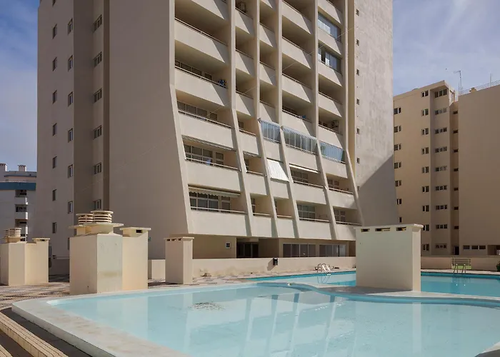 Appartement A 50 Metros Da Com Piscina E Estacionamento Portimão