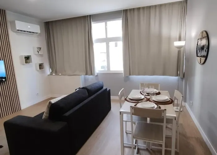 A 50 Metros Da Com Piscina E Estacionamento Appartement