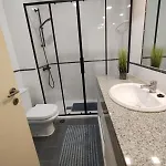 A 50 Metros Da Com Piscina E Estacionamento Daire *