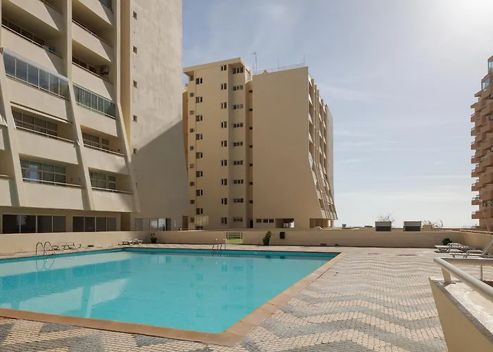 A 50 Metros Da Com Piscina E Estacionamento Apartment *