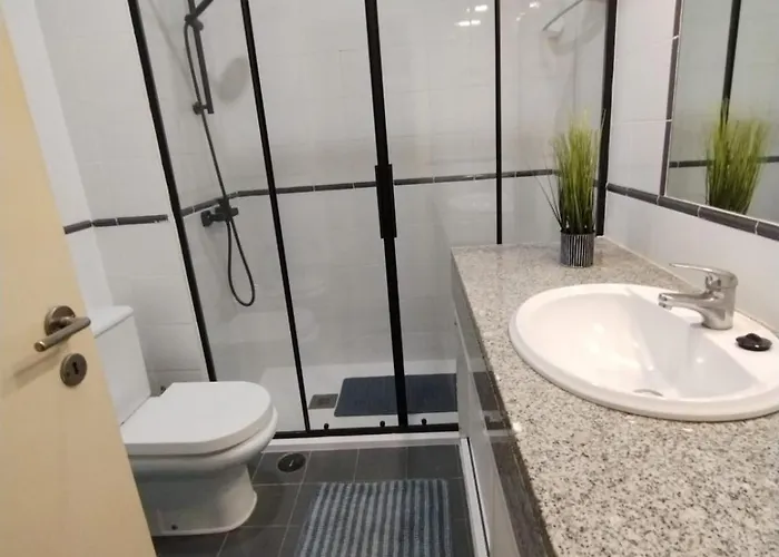 A 50 Metros Da Com Piscina E Estacionamento Apartment *
